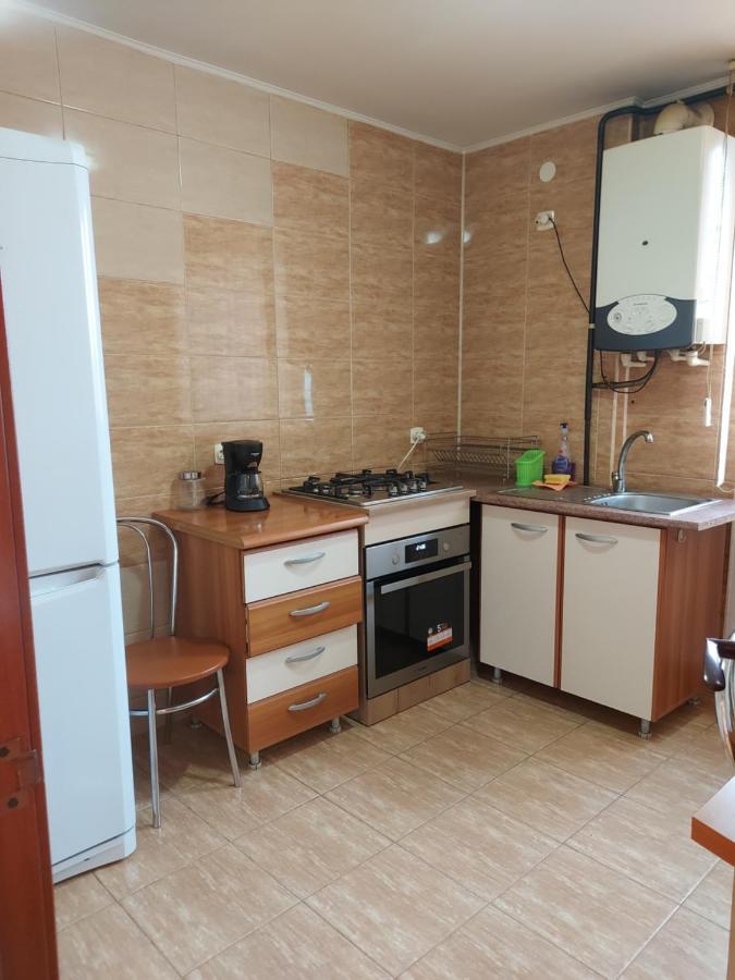 Bya Lägenhet Iasi Exteriör bild